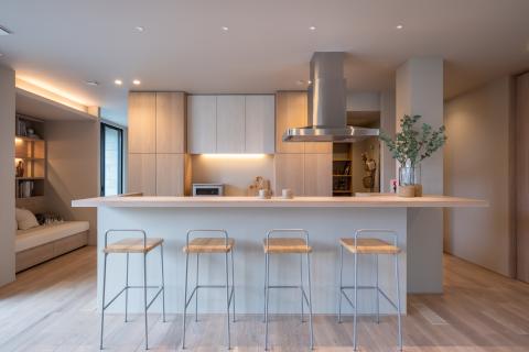 お料理中も会話が弾みそうなキッチン